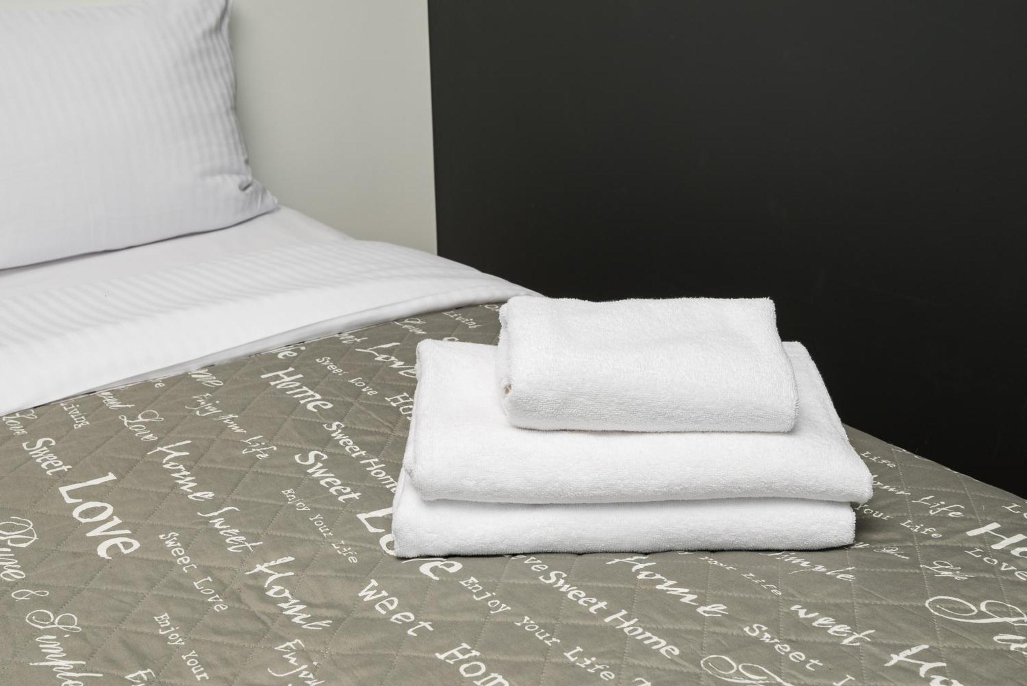 Ochota Deluxe Apartment وارسو المظهر الخارجي الصورة